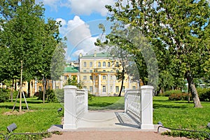 Polish garden. Estate Museum Derzhavin. St. Petersburg.