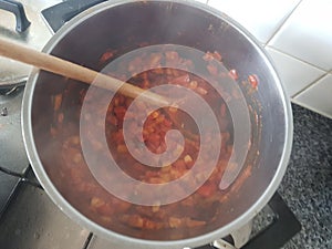 Polish leczo, Letcho being cooked in a pot