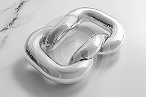 Polished silver chain link