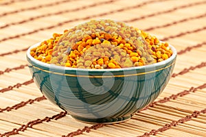 Pollen granules in bowl