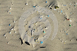 Pollution with plastics and microplastics in the beach sand