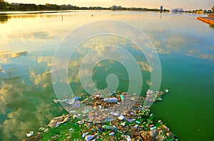 Pollution in the sea water , Romania