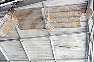 Polyethylene foam expires of metal sheet roof photo