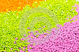 Polymeric dye for plastics. Pigment in the granules.