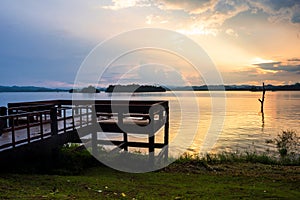 pom pee reservoir view point with rays of sunset