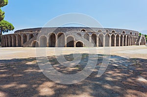 Pompei arena