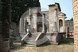 Pompeii Temple photo