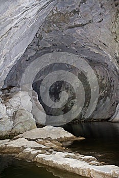 Ponicova cave