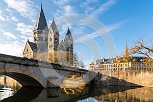 Pont des Roches bridge and Temple neuf - New Protestant church, German Imperial monument of Alsace-Lorraine in Ville de Metz city