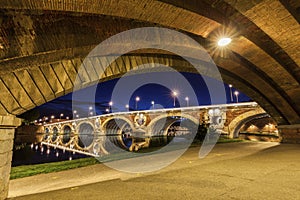 Pont Neuf in Toulouse photo