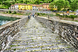 ponte del diavolo, borgo a mozzano, tuscany , italy