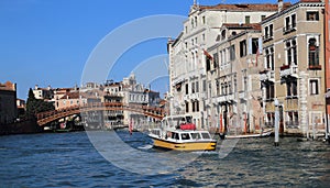 Ponte dell Academia in Venice, Italy photo