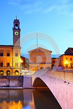 Ponte di Mezzo in Pisa photo