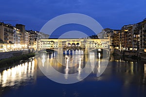 Ponte Vecchio (old bridge) of Firenze, Italy - night scene