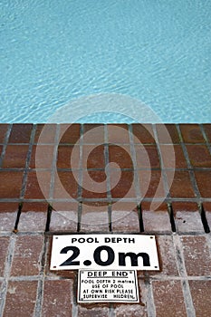 Pool depth sign