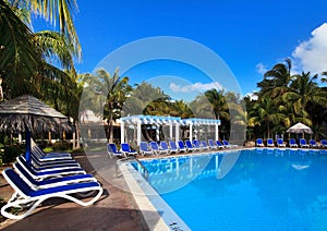 Pool of hotel Melia Cayo Guillermo. photo
