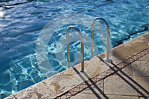 Piscina pasos 