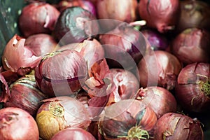 Poorly display Red Onion