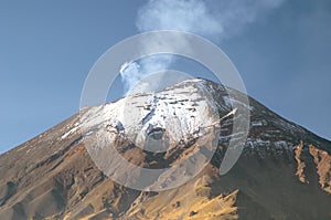 Popocatepetl volcano photo