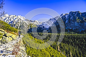 Popradské pleso, Popradské pleso, veľmi obľúbený turistický cieľ v Národnom parku Vysoké Tatry, Slovensko.