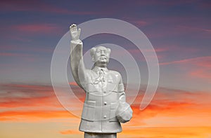 Porcelain statue of Chairman Mao