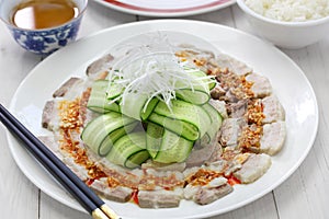 Pork belly slices with spicy garlic sauce, sichuan cuisine