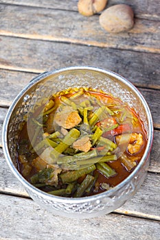 Pork curry with water spinach (Tae-pho soup)