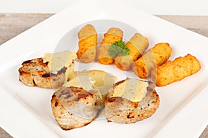 Pork fillet with potato croquettes