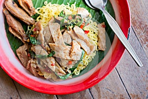 Pork noodle with fried chicken