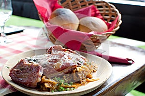 Pork ribs and pickled cabbage - Romanian recipe