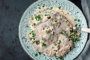 Pork tenderloin in horseradish sauce