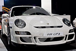 Porsche 911 GT3 - Front - MPH