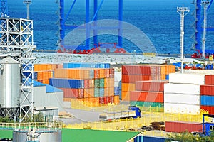 Port cargo crane and container