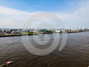 Port of Hamburg in Hamburg hdr