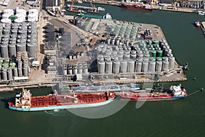 Port Rotterdam oil container shipping