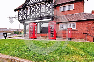 Port Sunlight Wirral England - Tea Room And Telephone Boxes