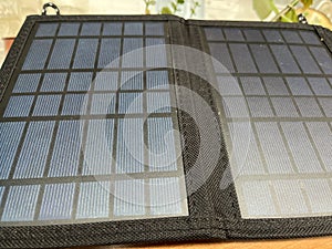 Portable solar batteries on the way to obtain alternative energy