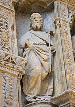 Portada Principal at the Saint Thomas Church of Haro, La Rioja photo