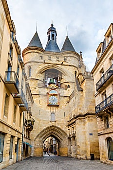 Porte Cailhau in Bordeaux photo