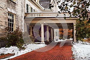 Porte Cochere and driveway