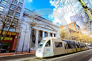 TriMet Max train, Public transportation in downtown Portland