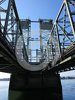 Portland Vancouver Highway Bridge bridge on Columbia river