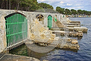 Porto Colom Shelters