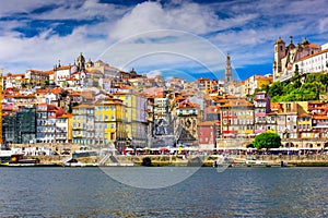 Porto Portugal skyline