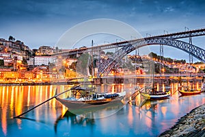 Porto Skyline