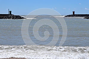 Porto Turistico di Roma - Bocca di porto dalla spiaggia