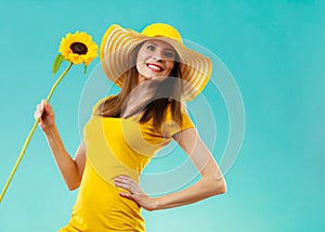 Portrait attractive woman with sunflower