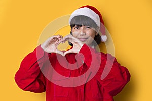 Portrait beautiful asian women wear santa christmas hat smiling and thinking