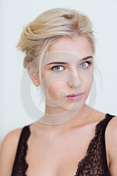 Portrait of a charming woman looking at camera