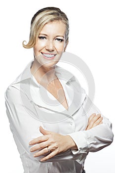 Portrait of confident businesswoman, folded arms